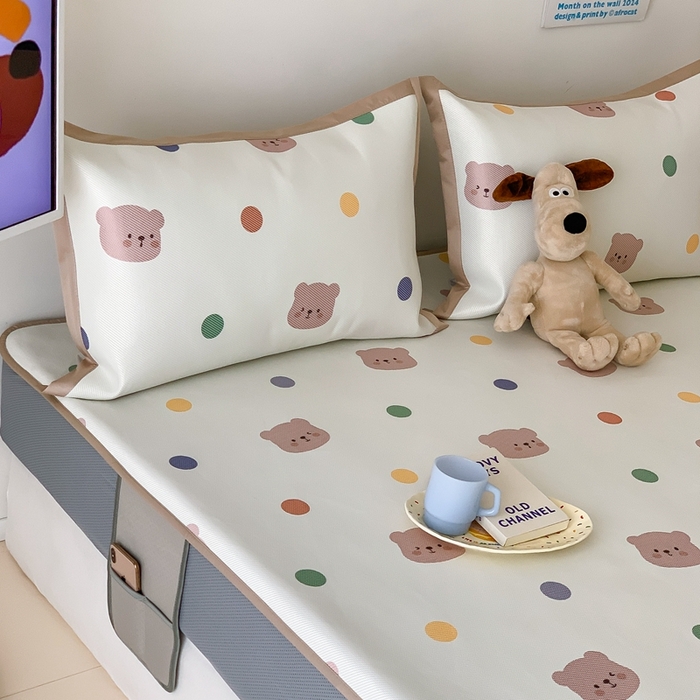 91家纺网 家纺一手货源 找家纺 昔可家纺 2024新款冰藤席床笠款--卡通系列 彩色波点熊