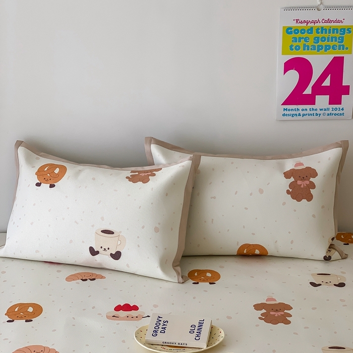 91家纺网 家纺一手货源 找家纺 昔可家纺 2024新款冰藤席床笠款--卡通系列 甜品派对狗狗