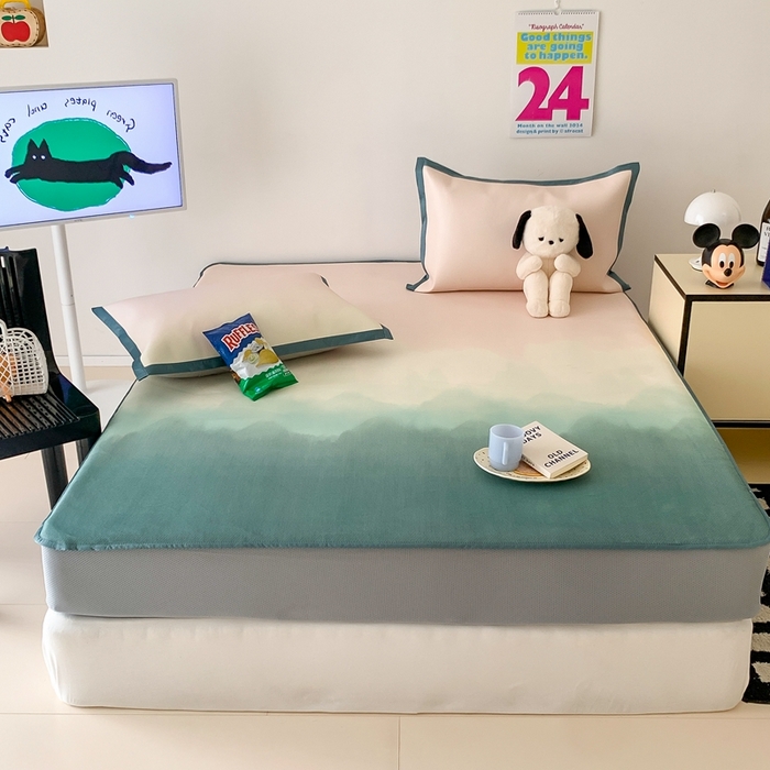 91家纺网 家纺一手货源 找家纺 昔可家纺 2024新款冰藤席床笠款--晕染系列 晕染绿