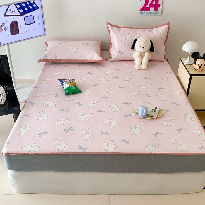 91家纺网 家纺一手货源 找家纺 昔可家纺 2024新款冰藤席床笠款--卡通系列 蝴蝶结小兔