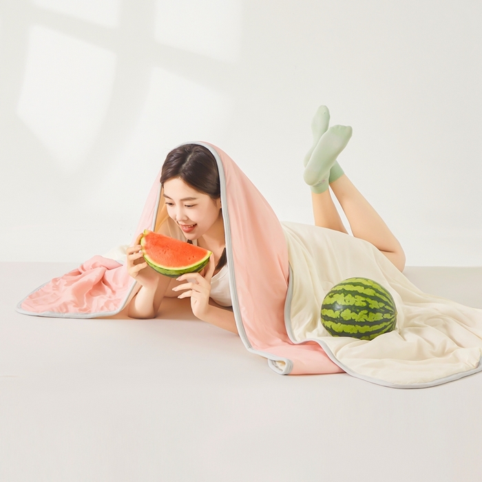 91家纺网 家纺一手货源 找家纺 美梦里 2025新款凉感丝夏被西瓜被夏凉被瓜瓜空调被子 汁汁莓莓