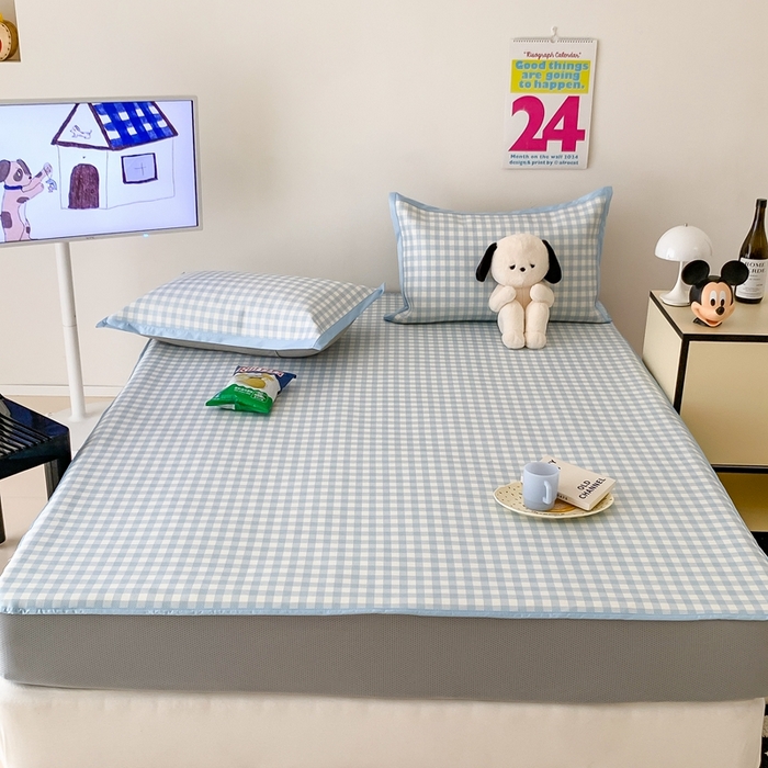 91家纺网 家纺一手货源 找家纺 昔可家纺 2024新款冰藤席床笠款--简约系列 格子蓝