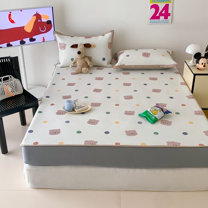 91家纺网 家纺一手货源 找家纺 昔可家纺 2024新款冰藤席床笠款--卡通系列 彩色波点熊