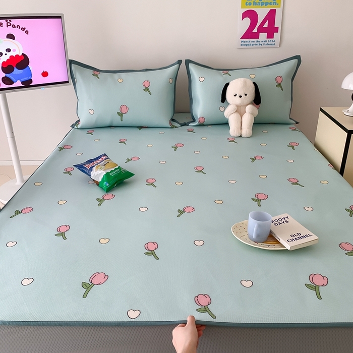 91家纺网 家纺一手货源 找家纺 昔可家纺 2024新款冰藤席床笠款--卡通系列 爱心郁金香