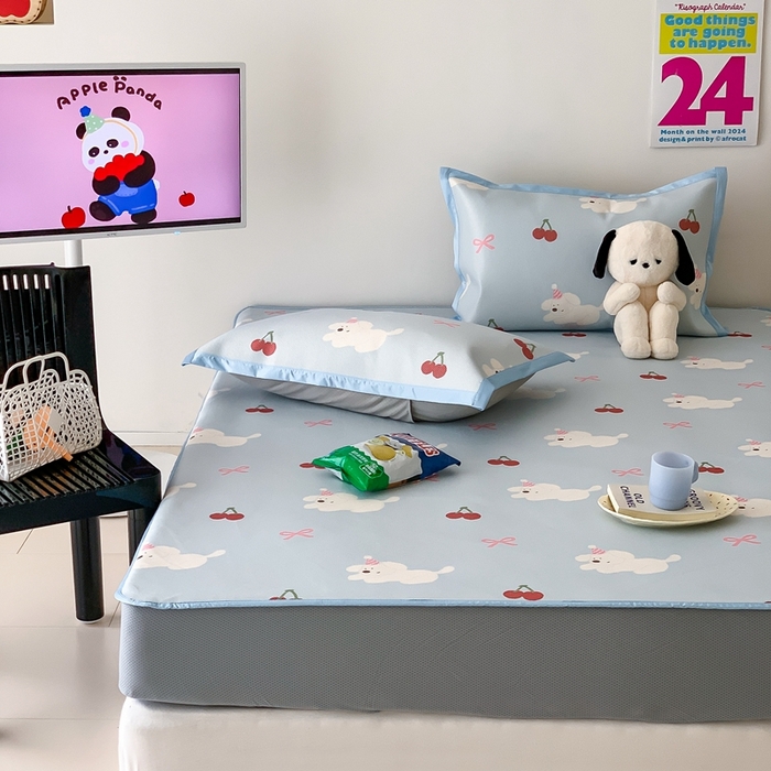 91家纺网 家纺一手货源 找家纺 昔可家纺 2024新款冰藤席床笠款--卡通系列 樱桃狗狗