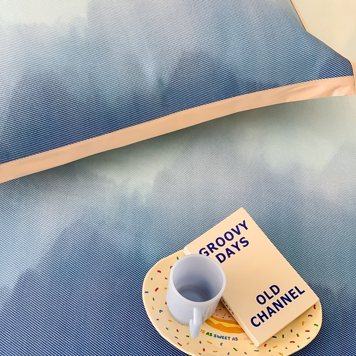 91家纺网 家纺一手货源 找家纺 昔可家纺 2024新款冰藤席床笠款--晕染系列 晕染蓝