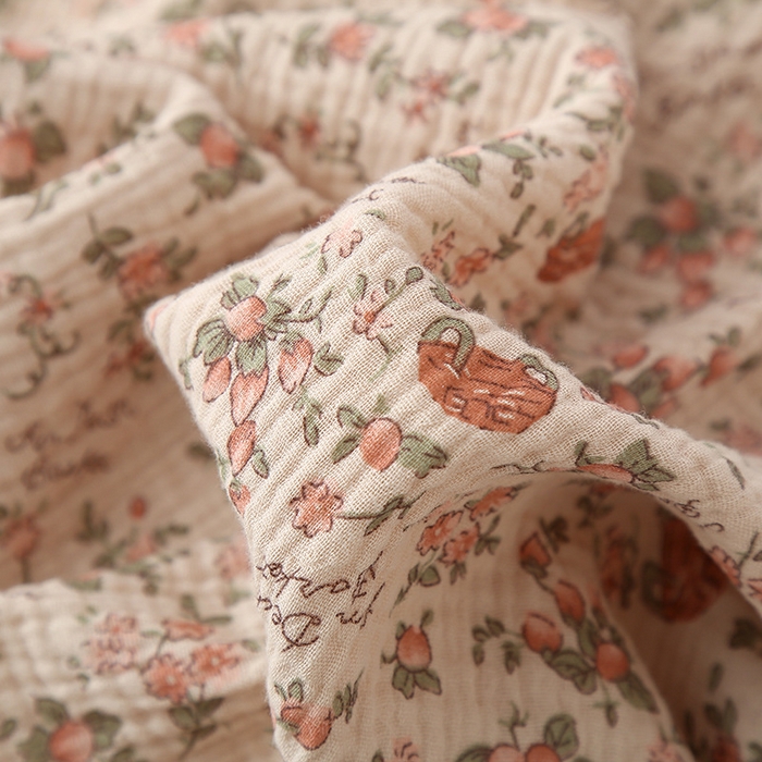 91家纺网 家纺一手货源 找家纺 洛兰沙家居馆【只代发】【只代发】 2024新款温柔女碎花纯棉棉纱宽松双层纱布家居服半袖长裤三件套 玫瑰花园