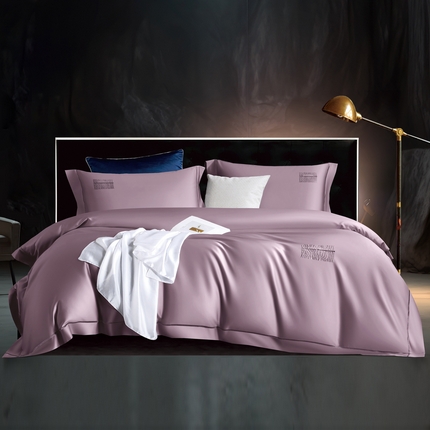 91家纺网 家纺一手货源 找家纺 玖玖爱家纺 2024新款100支新疆阿瓦提长绒棉极简宽边系列 丁香紫