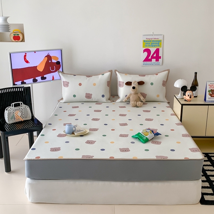 91家纺网 家纺一手货源 找家纺 昔可家纺 2024新款冰藤席床笠款--卡通系列 彩色波点熊