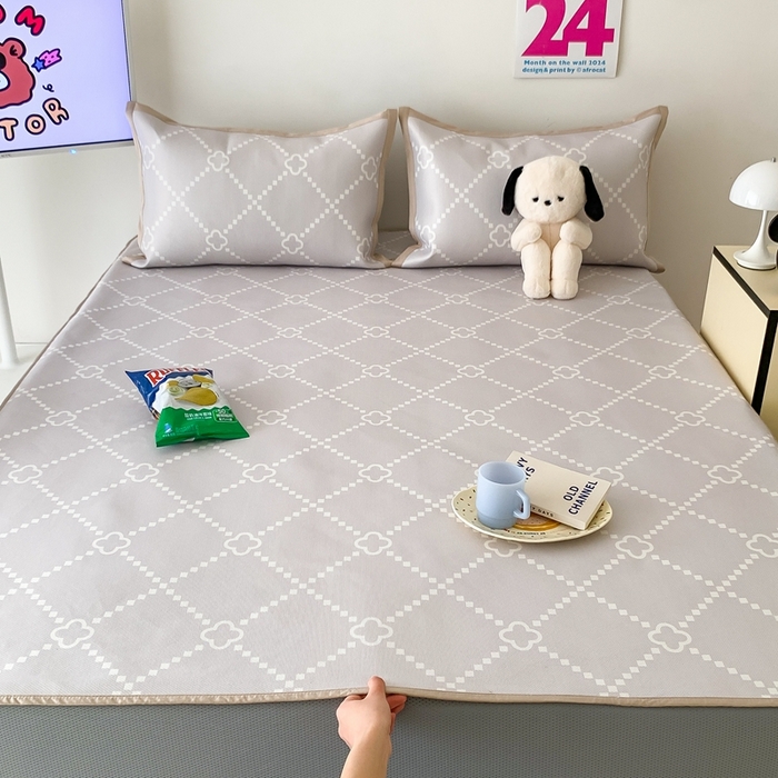 91家纺网 家纺一手货源 找家纺 昔可家纺 2024新款冰藤席床笠款--简约系列 菱格四叶花