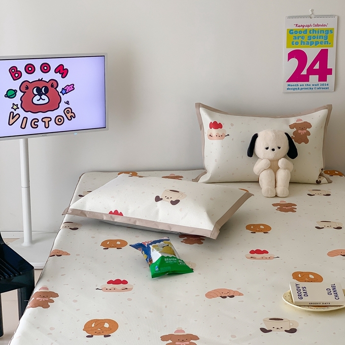 91家纺网 家纺一手货源 找家纺 昔可家纺 2024新款冰藤席床笠款--卡通系列 甜品派对狗狗