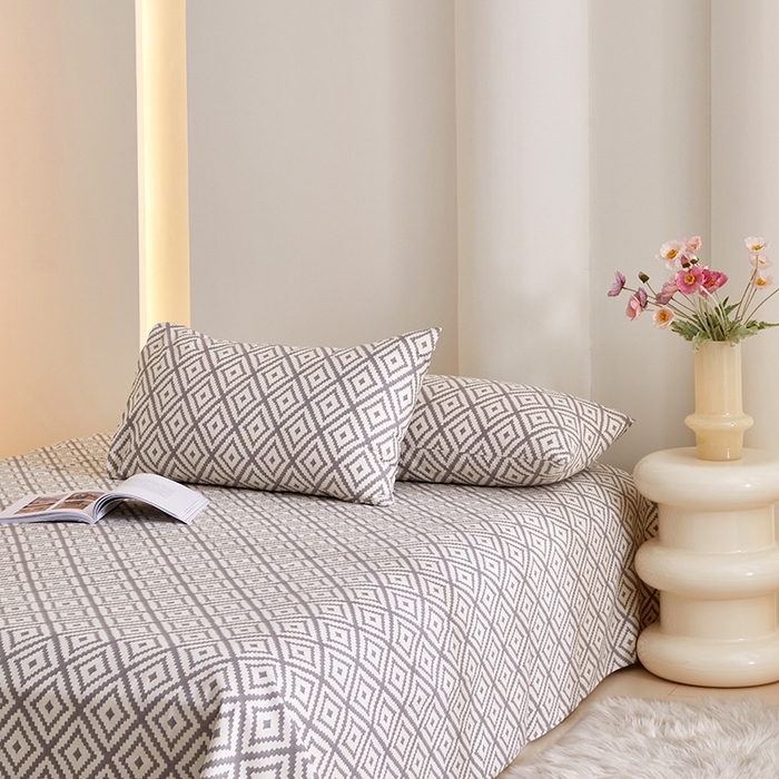 91家纺网 家纺一手货源 找家纺 怡家居 2024新款A类老粗布枕套床单床笠单品组合三件套 印象都市