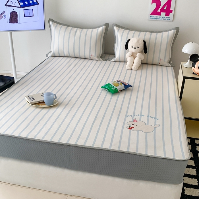 91家纺网 家纺一手货源 找家纺 昔可家纺 2024新款大版数码印花冰藤席床笠款 樱桃萌宠