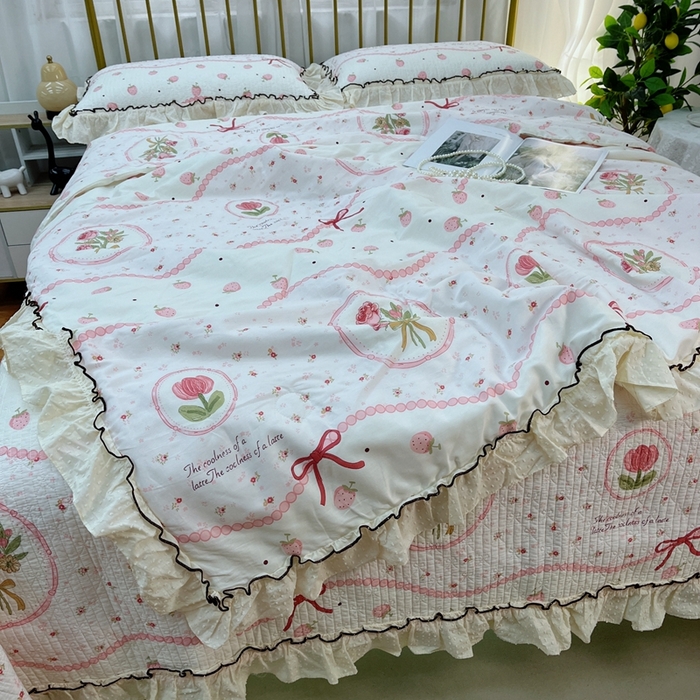 91家纺网 家纺一手货源 找家纺 暖居 2024新款韩系大花边夏被砂洗棉花床盖四件套可机洗+同款纯棉被套收捧花