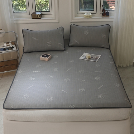 91家纺网 家纺一手货源 找家纺 （总）宅部落 2024新款A类PE凉感抗菌床笠款提花冰豆豆凉席