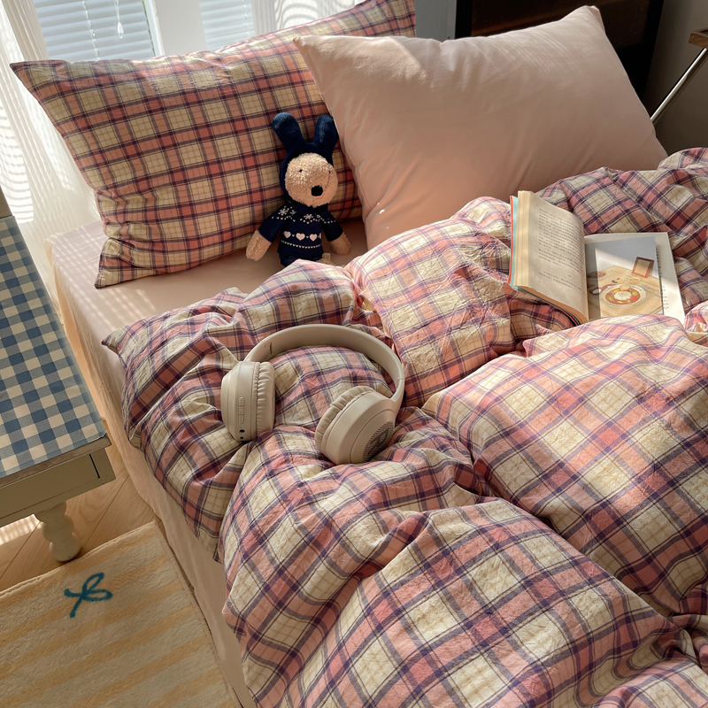 91家纺网 家纺一手货源 找家纺 （总）六巷胡同 2024新款INS盐系博主风格子混搭四件套