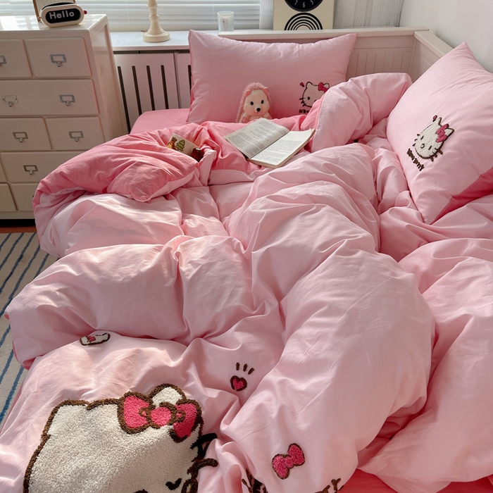 91家纺网 家纺一手货源 找家纺 金爱家 2024新款卡通纯棉毛巾绣四件套 毛巾绣-甜粉kt