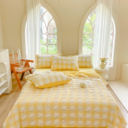 91家纺网 家纺一手货源 找家纺 亿品家纺 2024新款泡泡纱夏被四件套 缦纱-黄