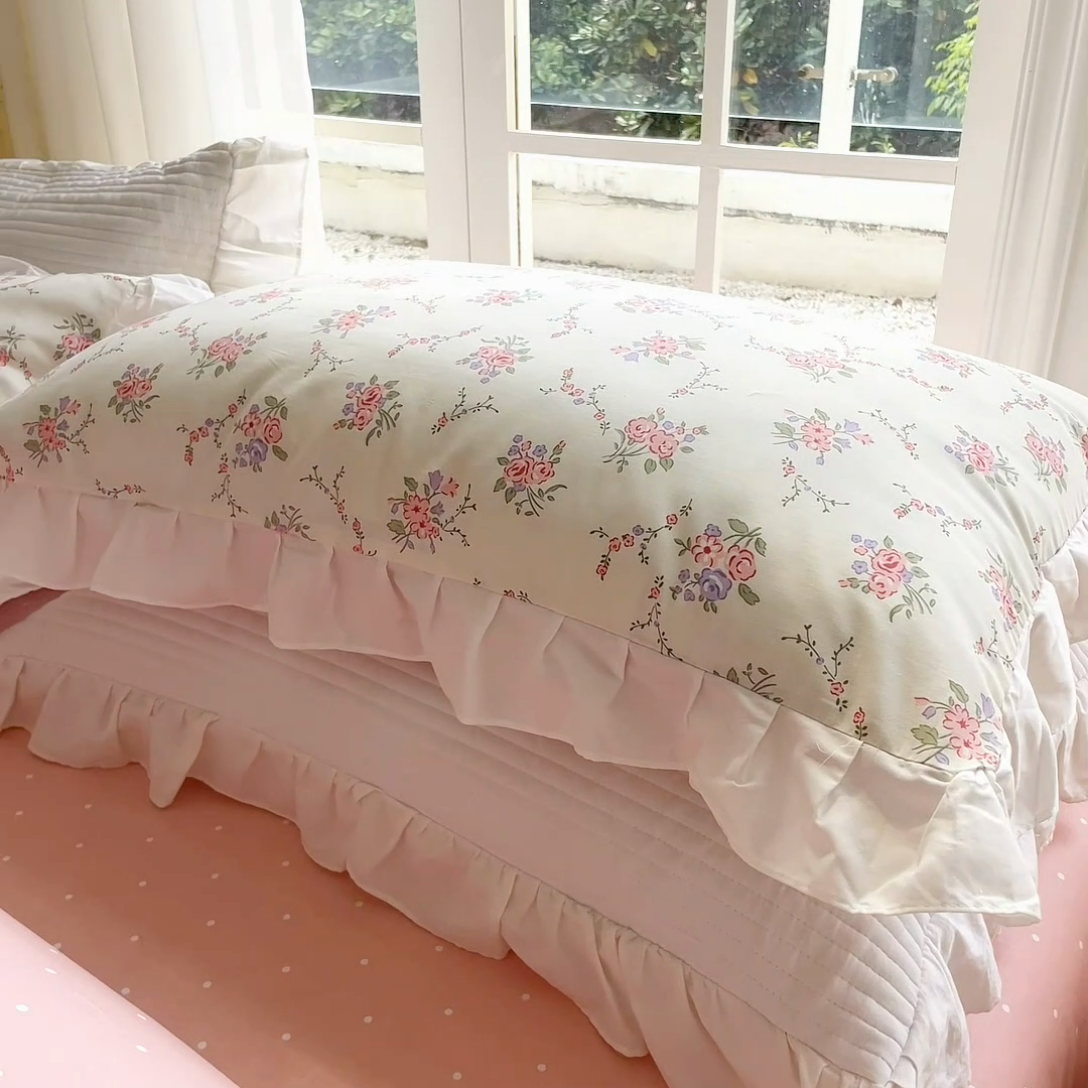 91家纺网 家纺一手货源 找家纺 清雅福 2024新款喷气全棉13372韩版花边款单被套 草莓兔花边款