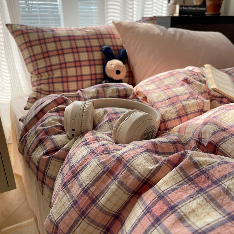 91家纺网 家纺一手货源 找家纺 （总）六巷胡同 2024新款INS盐系博主风格子混搭四件套