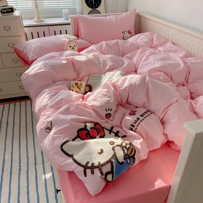 91家纺网 家纺一手货源 找家纺 金爱家 2024新款卡通纯棉毛巾绣四件套 毛巾绣-甜粉kt