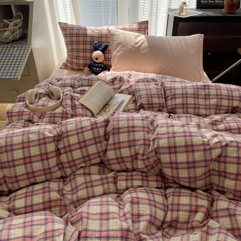 91家纺网 家纺一手货源 找家纺 （总）六巷胡同 2024新款INS盐系博主风格子混搭四件套