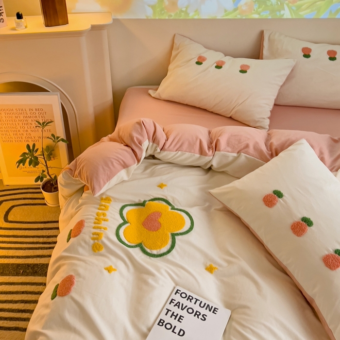 91家纺网 家纺一手货源 找家纺 艾橙家纺 2024新款超柔云朵棉毛巾绣四件套 花儿朵朵