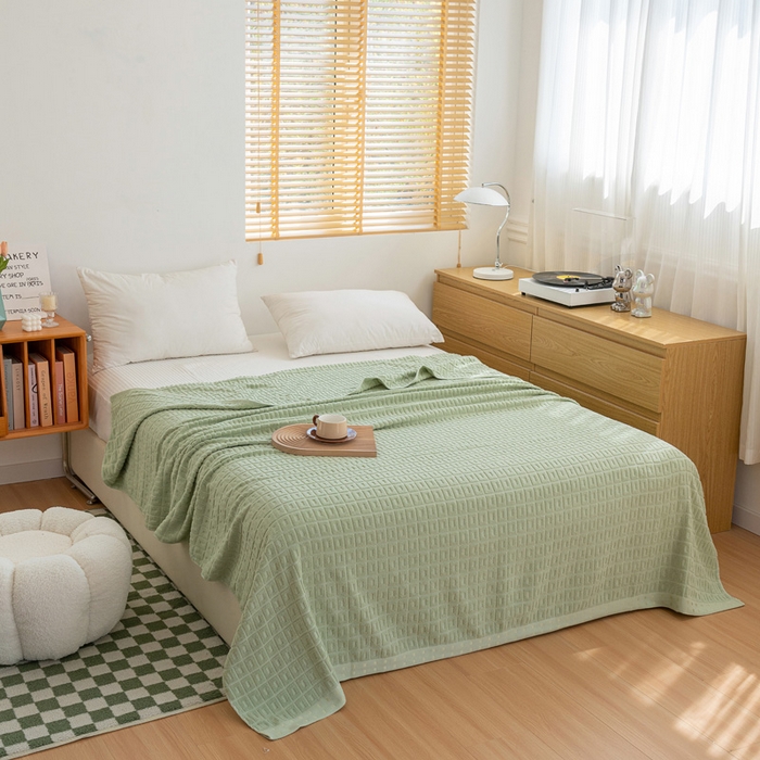 91家纺网 家纺一手货源 找家纺 乐家毛巾被（工厂自产自销） 2024新款简约方块格毛圈 绿色