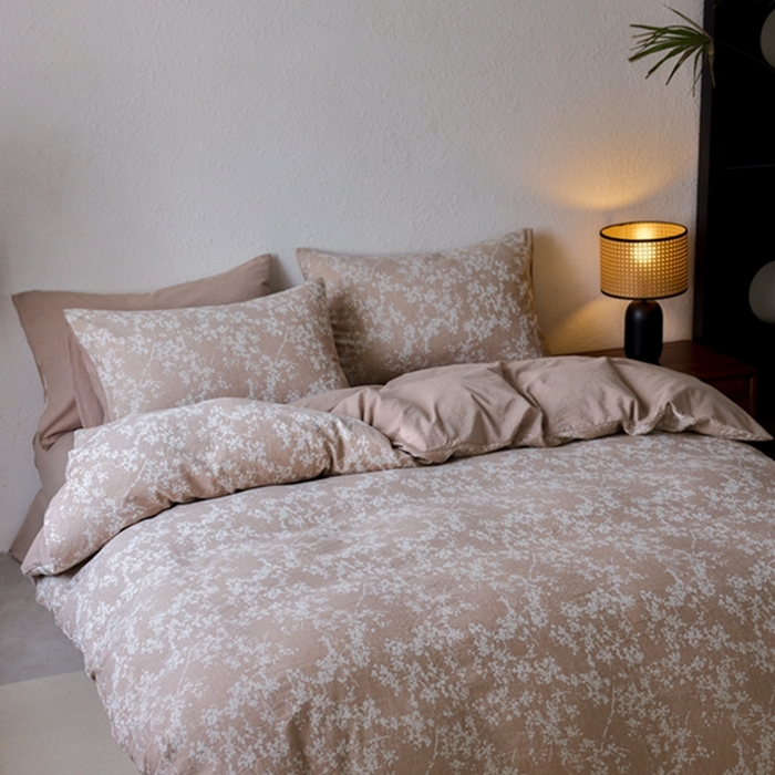 91家纺网 家纺一手货源 找家纺 安莱生活 2025新款三层纱大提花四件套-叶雨朦胧 叶雨朦胧-卡其