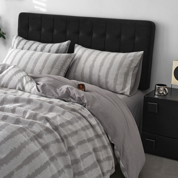 91家纺网 家纺一手货源 找家纺 安莱生活 2025新款三层纱大提花四件套-艾克拉 艾克拉-银灰