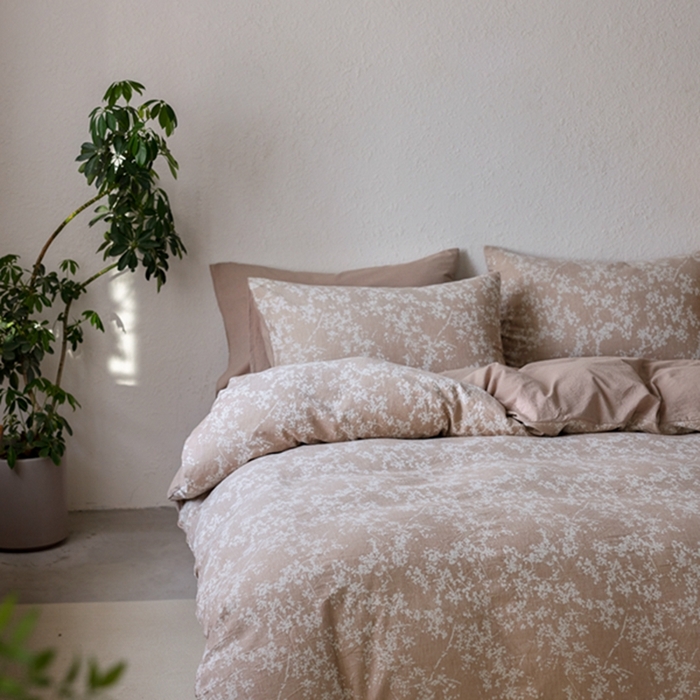 91家纺网 家纺一手货源 找家纺 安莱生活 2025新款三层纱大提花四件套-叶雨朦胧 叶雨朦胧-卡其