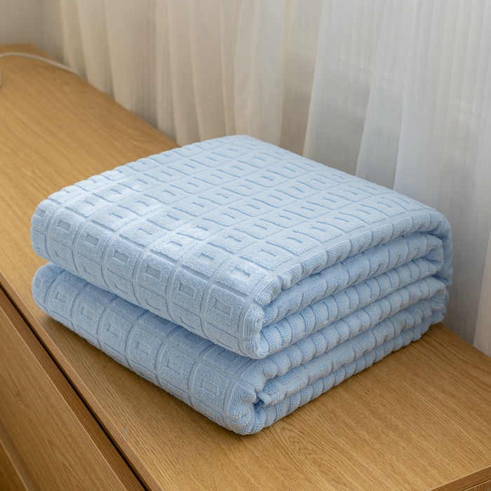 91家纺网 家纺一手货源 找家纺 乐家毛巾被（工厂自产自销） 2024新款简约方块格毛圈 天蓝色