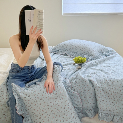玛奇朵 2024新款韩式荷叶边全棉双层皱皱纱夏被三件套 蓝栩