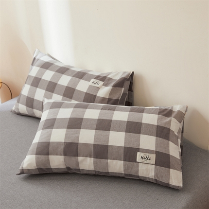 91家纺网 家纺一手货源 找家纺 恋人优选 2024新款纯棉枕套贴标款 灰中格 贴标