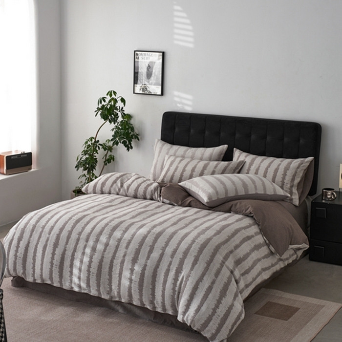 91家纺网 家纺一手货源 找家纺 安莱生活 2025新款三层纱大提花四件套-艾克拉 艾克拉-浅灰