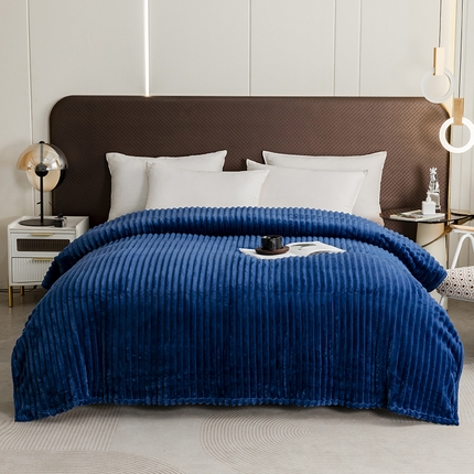 91家纺网 家纺一手货源 找家纺 （总）璐维斯家纺 2025款纯色抽条牛奶绒法莱绒仿兔毛绒毛毯盖毯 跨境 外贸爆款 直播 电商专供 礼品绒毯