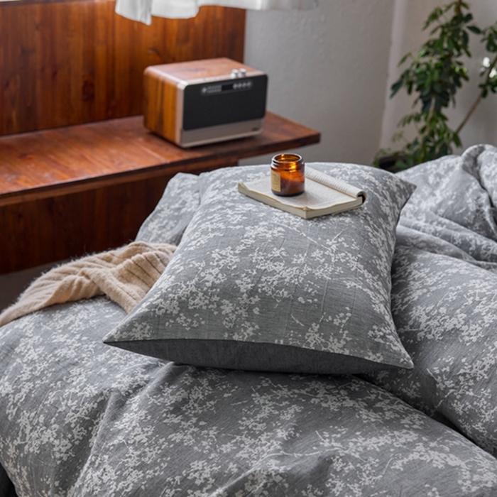 91家纺网 家纺一手货源 找家纺 安莱生活 2025新款三层纱大提花四件套-叶雨朦胧 叶雨朦胧-深灰