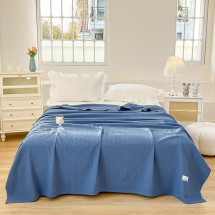 91家纺网 家纺一手货源 找家纺 乐家毛巾被（工厂自产自销） 2024新款全棉华夫格毛巾被 深蓝色