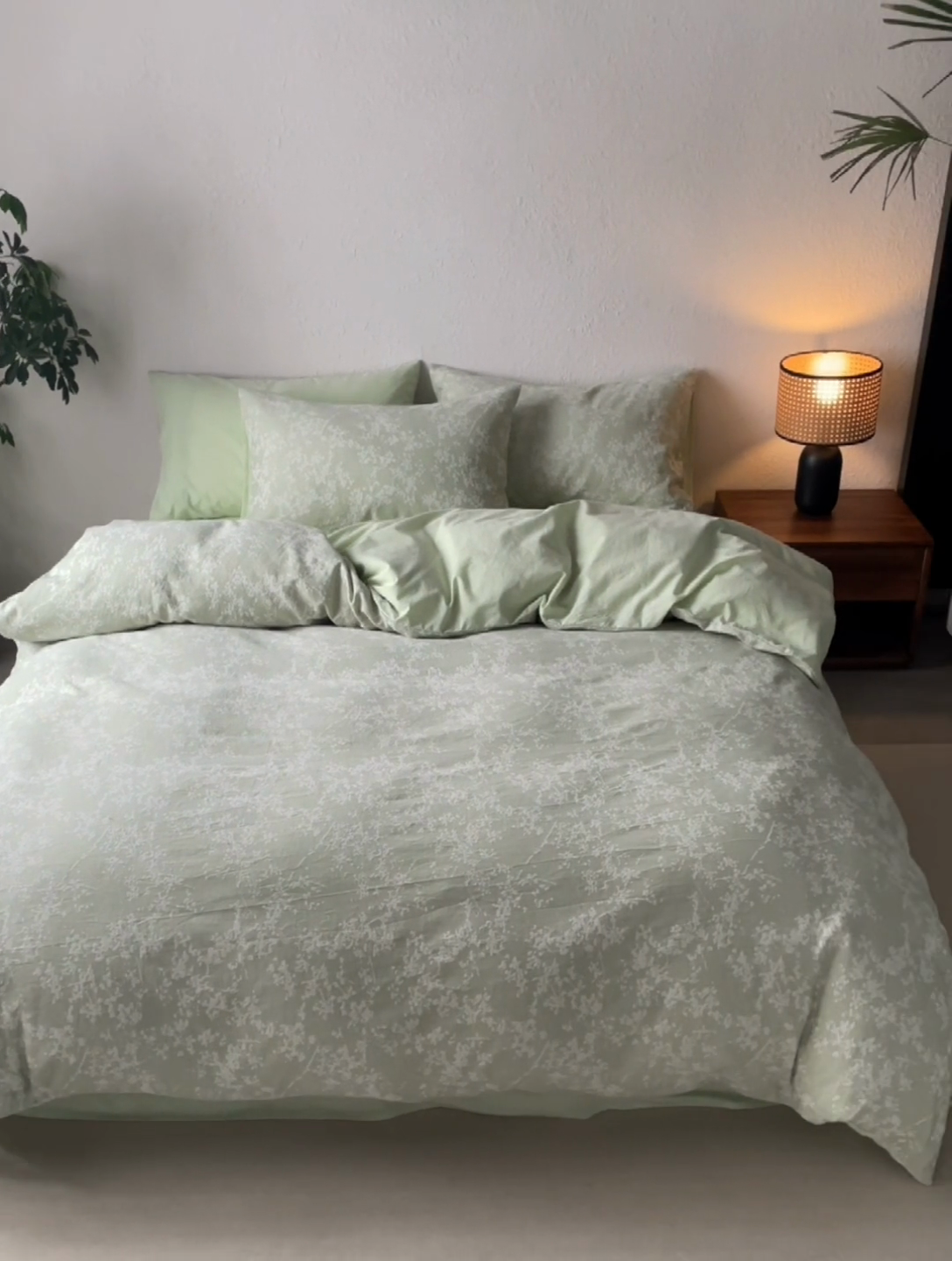 91家纺网 家纺一手货源 找家纺 安莱生活 2025新款三层纱大提花四件套-叶雨朦胧 叶雨朦胧-嫩绿