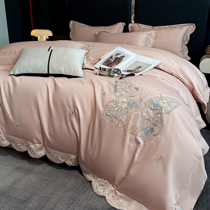 91家纺网 家纺一手货源 找家纺 狂想家 2025新款水洗真丝轻奢款系列四件套 米莉玉粉