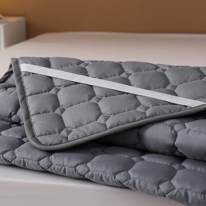 91家纺网 家纺一手货源 找家纺 啊雅 2025新款300克宾馆酒店床褥垫保护垫席梦思隔脏垫 灰色