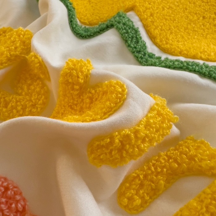 91家纺网 家纺一手货源 找家纺 艾橙家纺 2024新款超柔云朵棉毛巾绣四件套 花儿朵朵