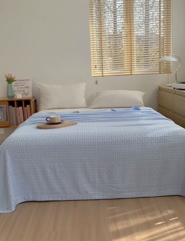 91家纺网 家纺一手货源 找家纺 乐家毛巾被（工厂自产自销） 2024新款简约方块格毛圈 天蓝色