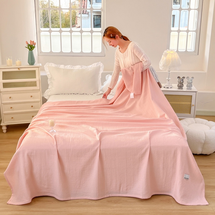 91家纺网 家纺一手货源 找家纺 乐家毛巾被（工厂自产自销） 2024新款全棉华夫格毛巾被 粉色