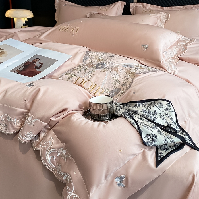 91家纺网 家纺一手货源 找家纺 狂想家 2025新款水洗真丝轻奢款系列四件套 米莉玉粉