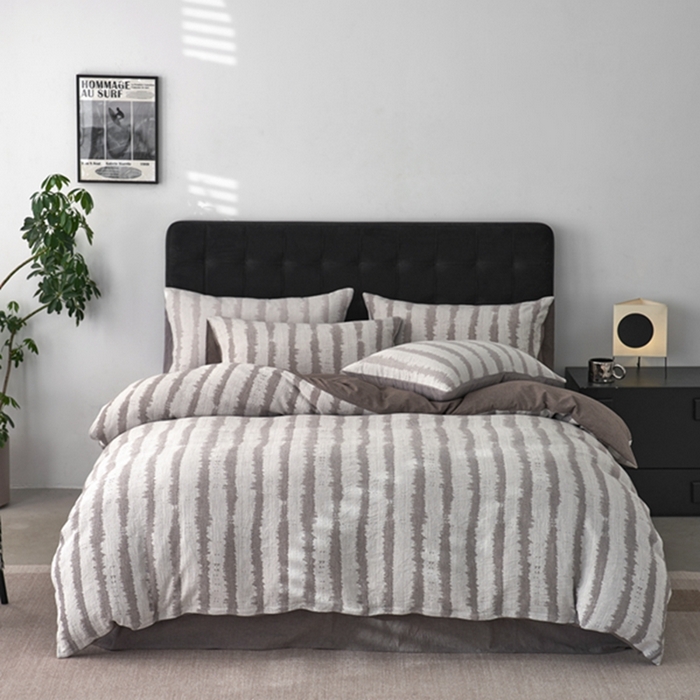 91家纺网 家纺一手货源 找家纺 安莱生活 2025新款三层纱大提花四件套-艾克拉 艾克拉-浅灰