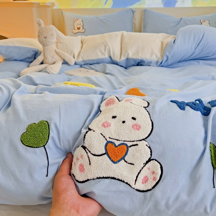 91家纺网 家纺一手货源 找家纺 艾橙家纺 2024新款超柔云朵棉毛巾绣四件套 菲菲兔