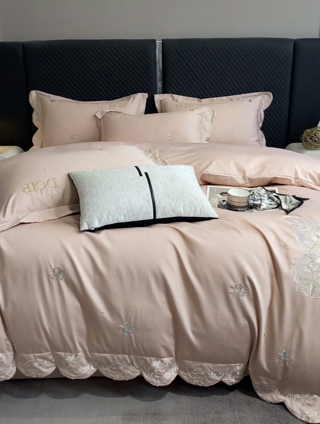 91家纺网 家纺一手货源 找家纺 狂想家 2025新款水洗真丝轻奢款系列四件套 米莉玉粉