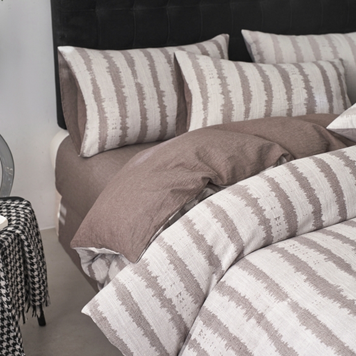 91家纺网 家纺一手货源 找家纺 安莱生活 2025新款三层纱大提花四件套-艾克拉 艾克拉-浅灰