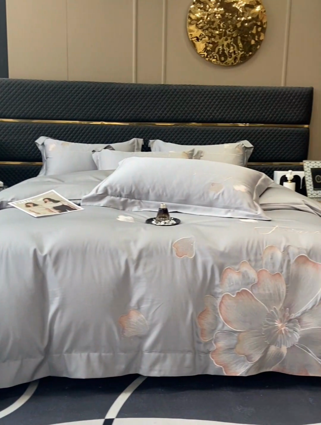 91家纺网 家纺一手货源 找家纺 狂想家 2025新款水洗真丝轻奢款系列四件套 初夏_灰